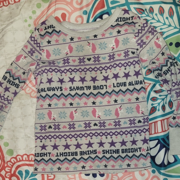 (3) 2T Long Sleeves - Picture 4 of 9